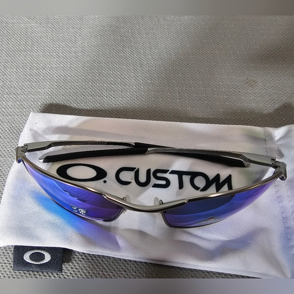 Oakley Whisker - Satin Chrome/Prizm Polarized Fit: Narrow - Size: L (134mm) - Picture 2 of 8